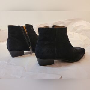 AQUATALIA ULYSSAA - Black Suede Women's Ankle Boots - Classic Side Zip SIZE 8US